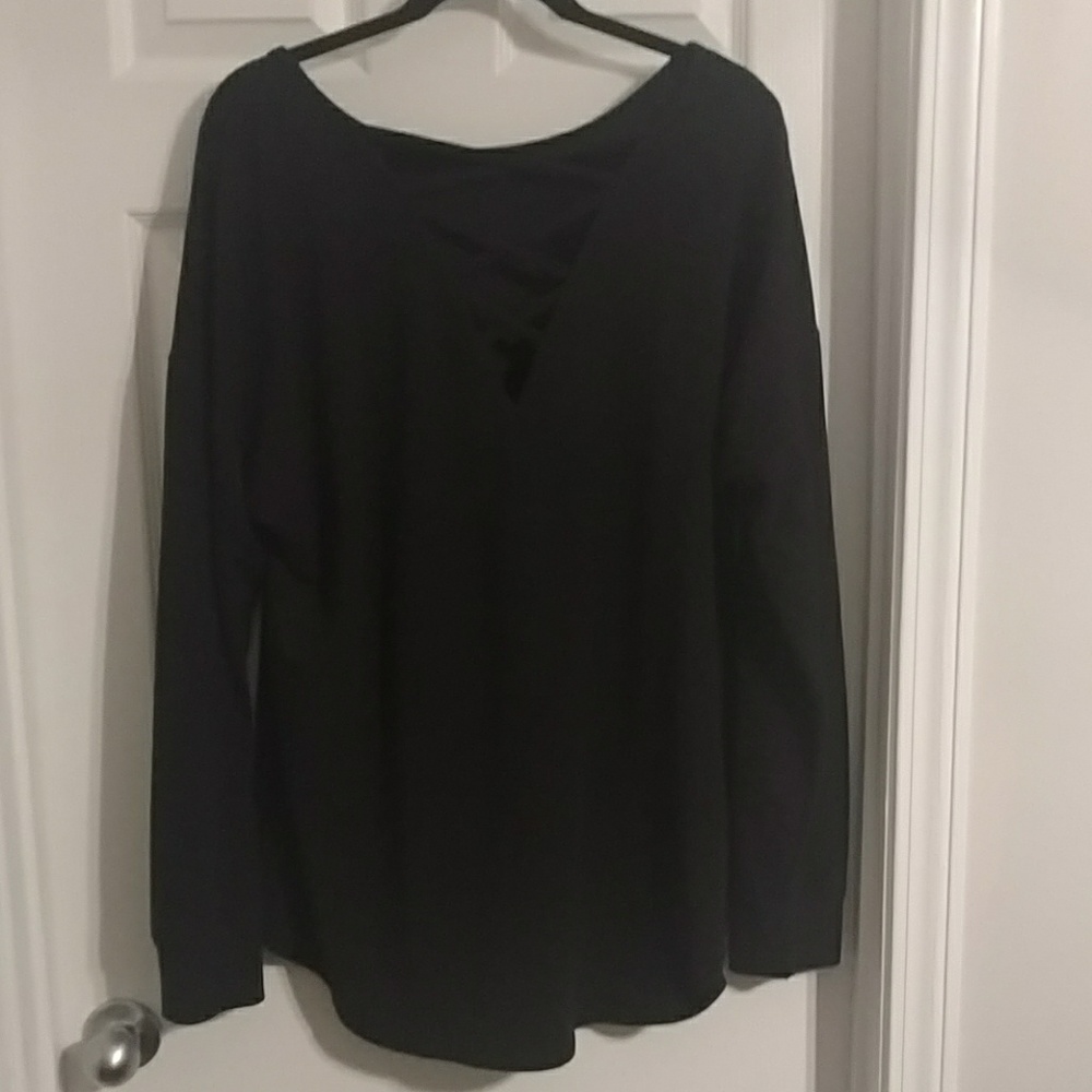 Long sleeved oversize shirt